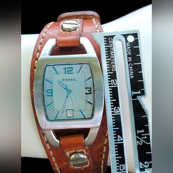 Ladies Fossil JR-8157 Watch - Picture 9 of 10